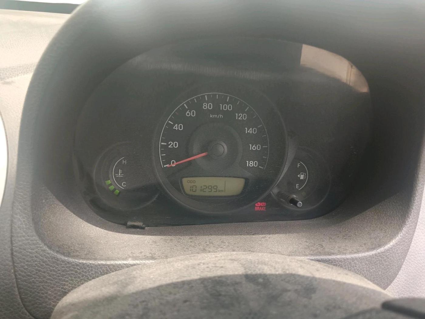 2015 Hyundai Eon ERA +, Petrol, Manual, 1,01,299 km, interior