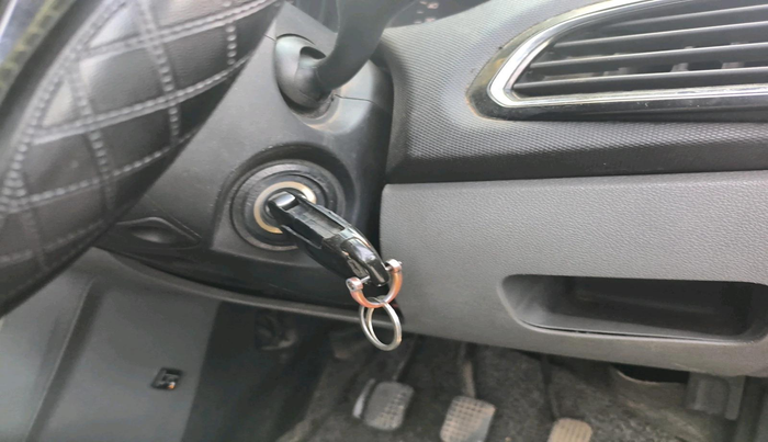 2018 Tata TIGOR XZ PETROL, CNG, Manual, 79,818 km, interior