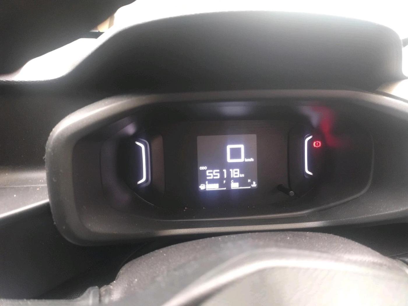 2023 CITROEN C3 SHINE 1.2, Petrol, Manual, 55,118 km, interior