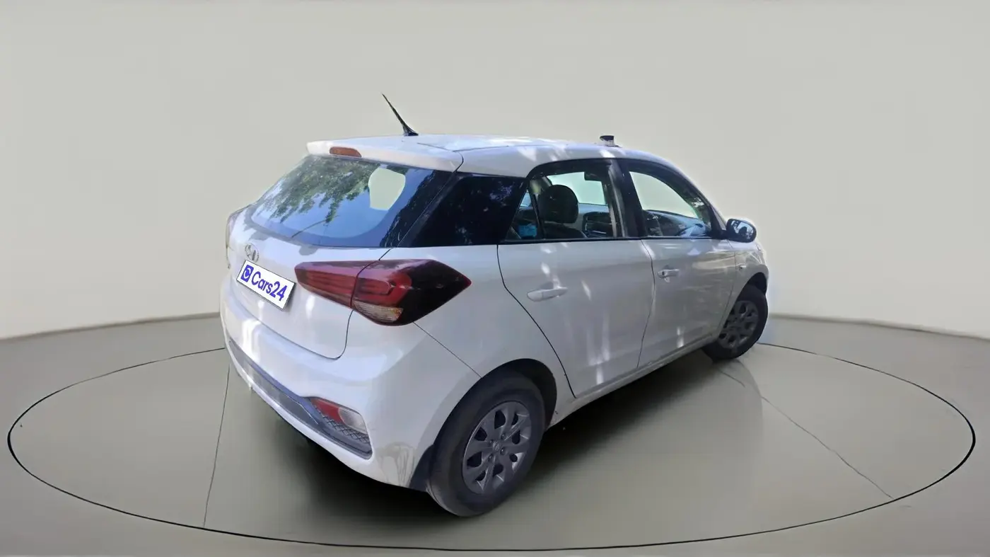 2018 Hyundai Elite i20 MAGNA EXECUTIVE CVT, Petrol, Automatic, 67,808 km, exterior