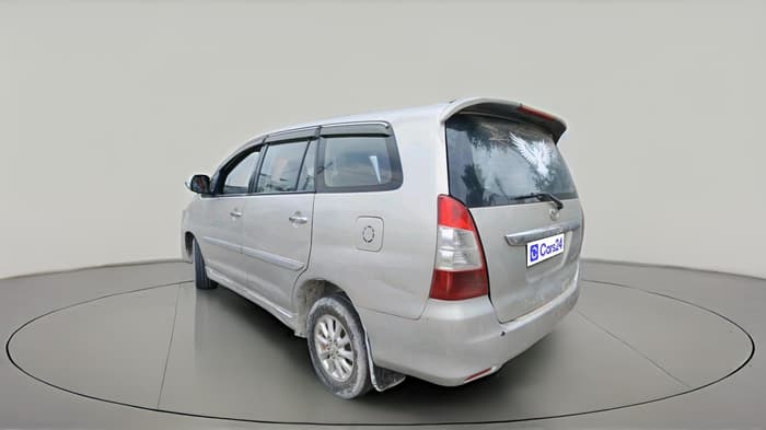 2012 Toyota Innova VX 2.5 7 STR, Diesel, Manual, 1,83,152 km, exterior