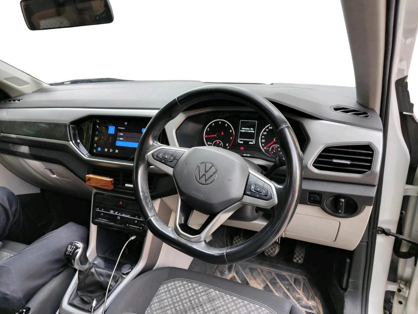 2021 Volkswagen TAIGUN HIGHLINE 1.0 TSI MT, Petrol, Manual, 71,604 km, interior