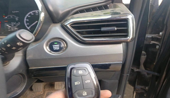 2022 Tata Harrier XT PLUS 2.0L KRYOTEC DARK EDITON, Diesel, Manual, 5,113 km, interior
