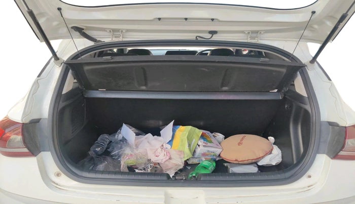 2022 Hyundai NEW I20 ASTA (O) 1.2 AT, Petrol, Automatic, 54,602 km, exterior