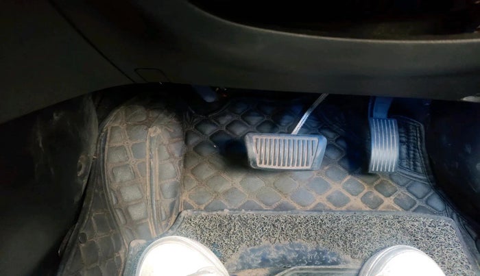 2022 Hyundai NEW I20 ASTA (O) 1.2 AT, Petrol, Automatic, 54,602 km, interior