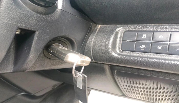 2022 Mahindra Thar LX HT PETROL 4WD MT, Petrol, Manual, 24,083 km, interior