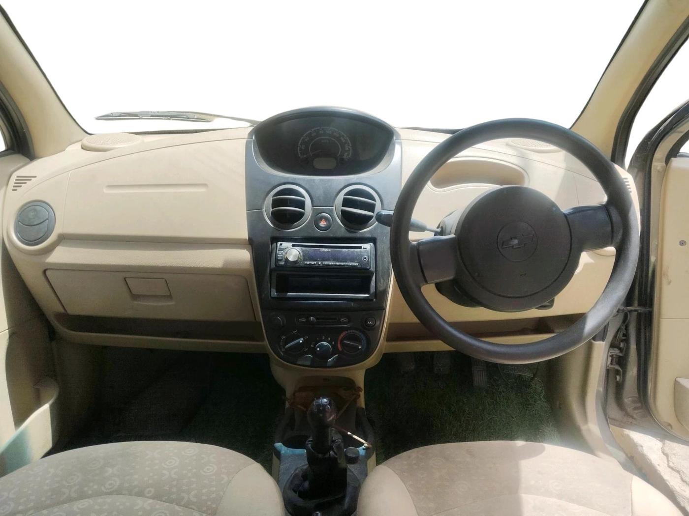 2011 Chevrolet Spark LS 1.0, Petrol, Manual, 10,26,582 km, interior