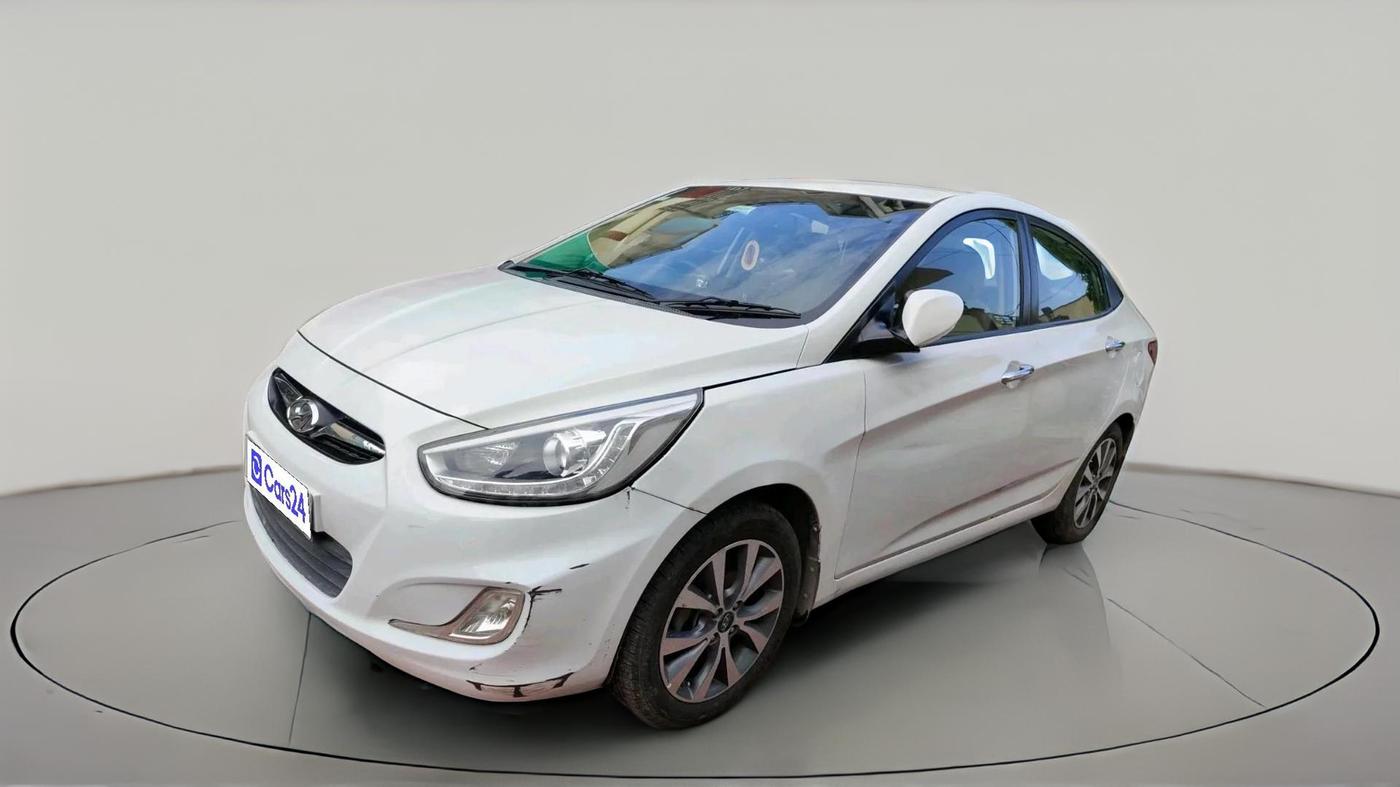 2014 Hyundai Verna FLUIDIC 1.6 CRDI SX OPT, Diesel, Manual, 1,30,220 km, exterior