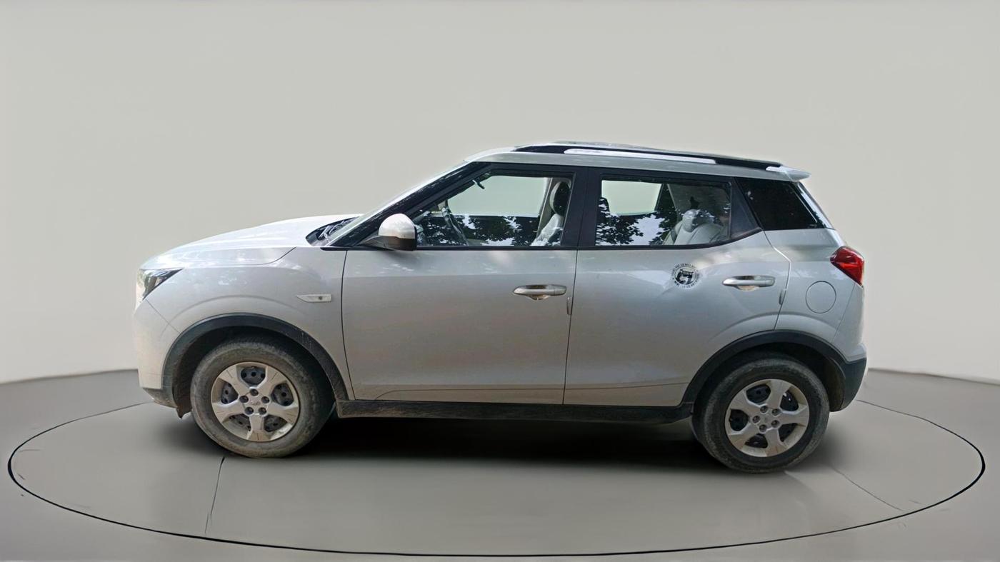 2022 Mahindra XUV300 W6 1.5 Diesel, Diesel, Manual, 96,941 km, exterior