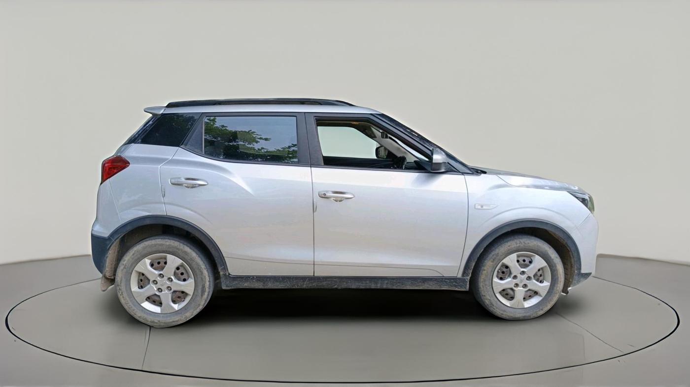 2022 Mahindra XUV300 W6 1.5 Diesel, Diesel, Manual, 96,941 km, exterior