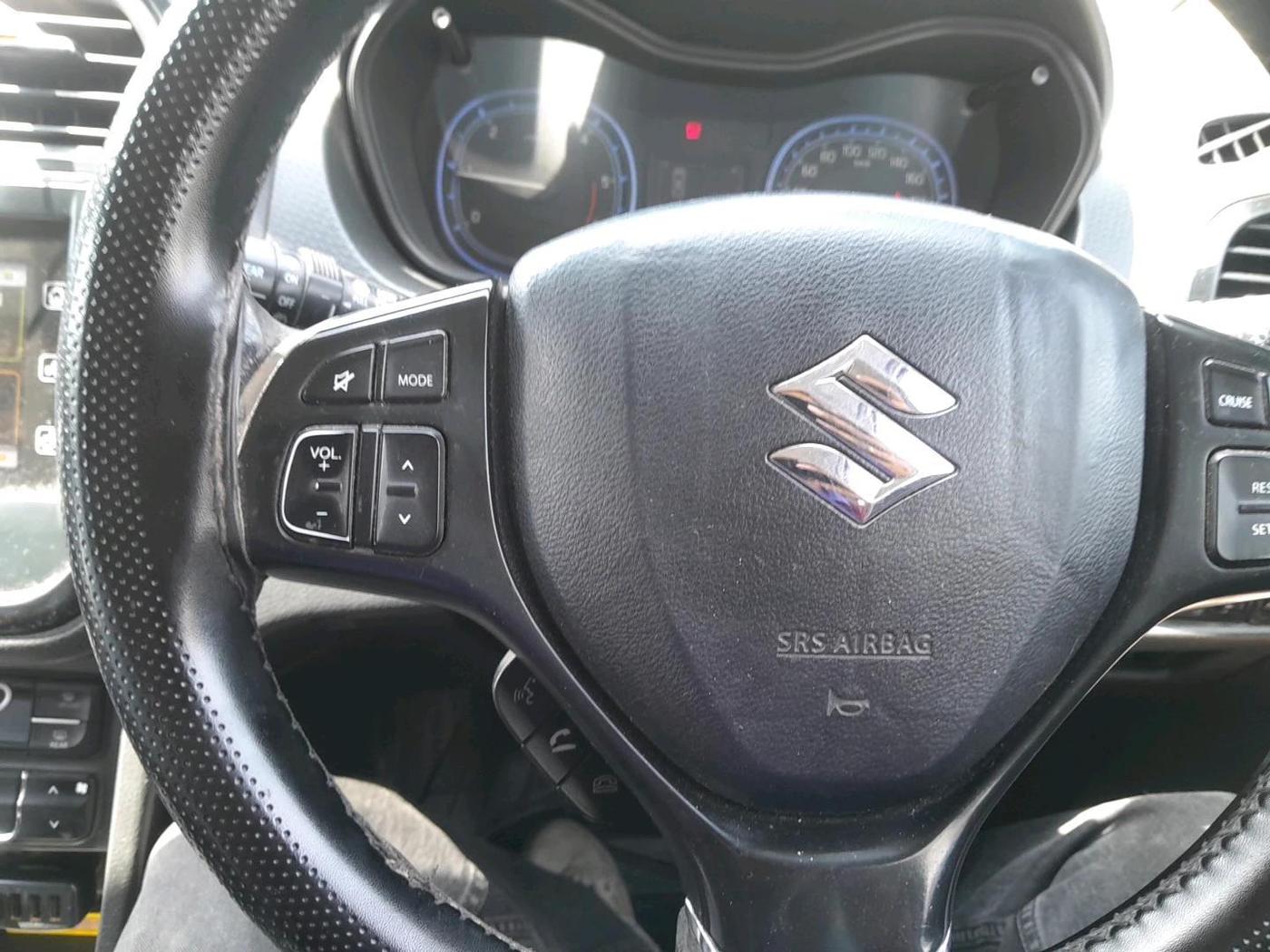 2016 Maruti Vitara Brezza ZDI PLUS, Diesel, Manual, 2,34,653 km, interior
