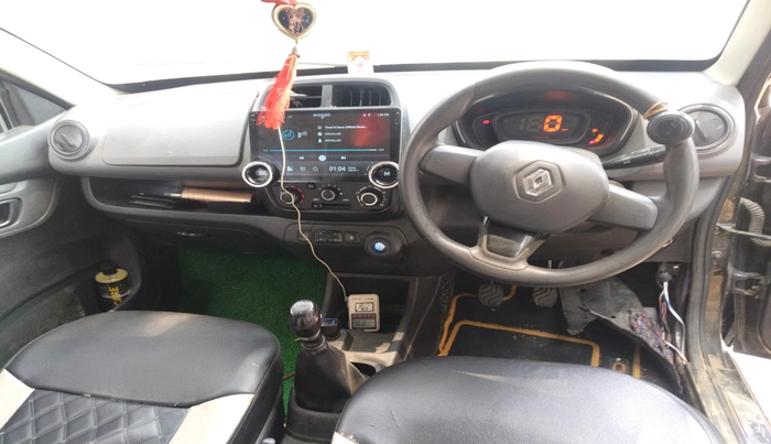 2017 Renault Kwid RXT 0.8, Petrol, Manual, 1,73,243 km, interior
