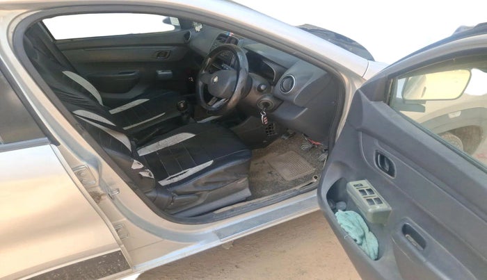 2016 Renault Kwid RXL, Petrol, Manual, 1,04,250 km, interior