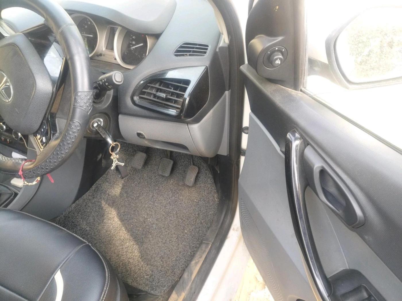 2017 Tata TIGOR XT PETROL, Petrol, Manual, 73,493 km, interior