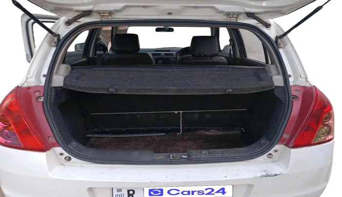 2010 Maruti Swift LDI, Diesel, Manual, 2,66,287 km, exterior