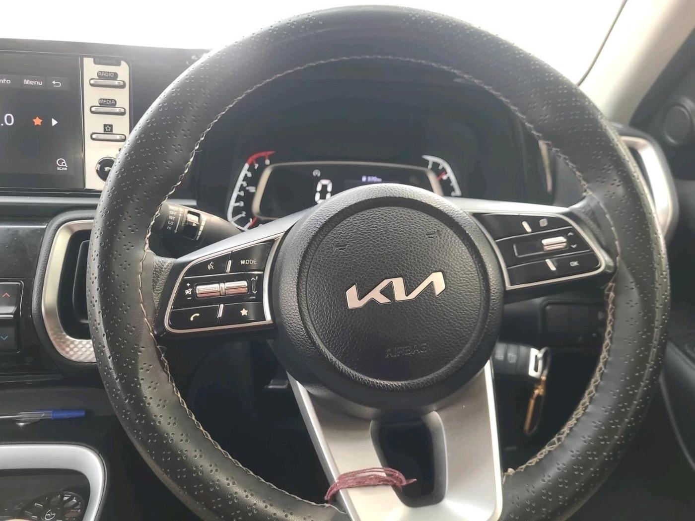 2023 KIA SONET HTK PLUS 1.2, Petrol, Manual, 28,484 km, interior