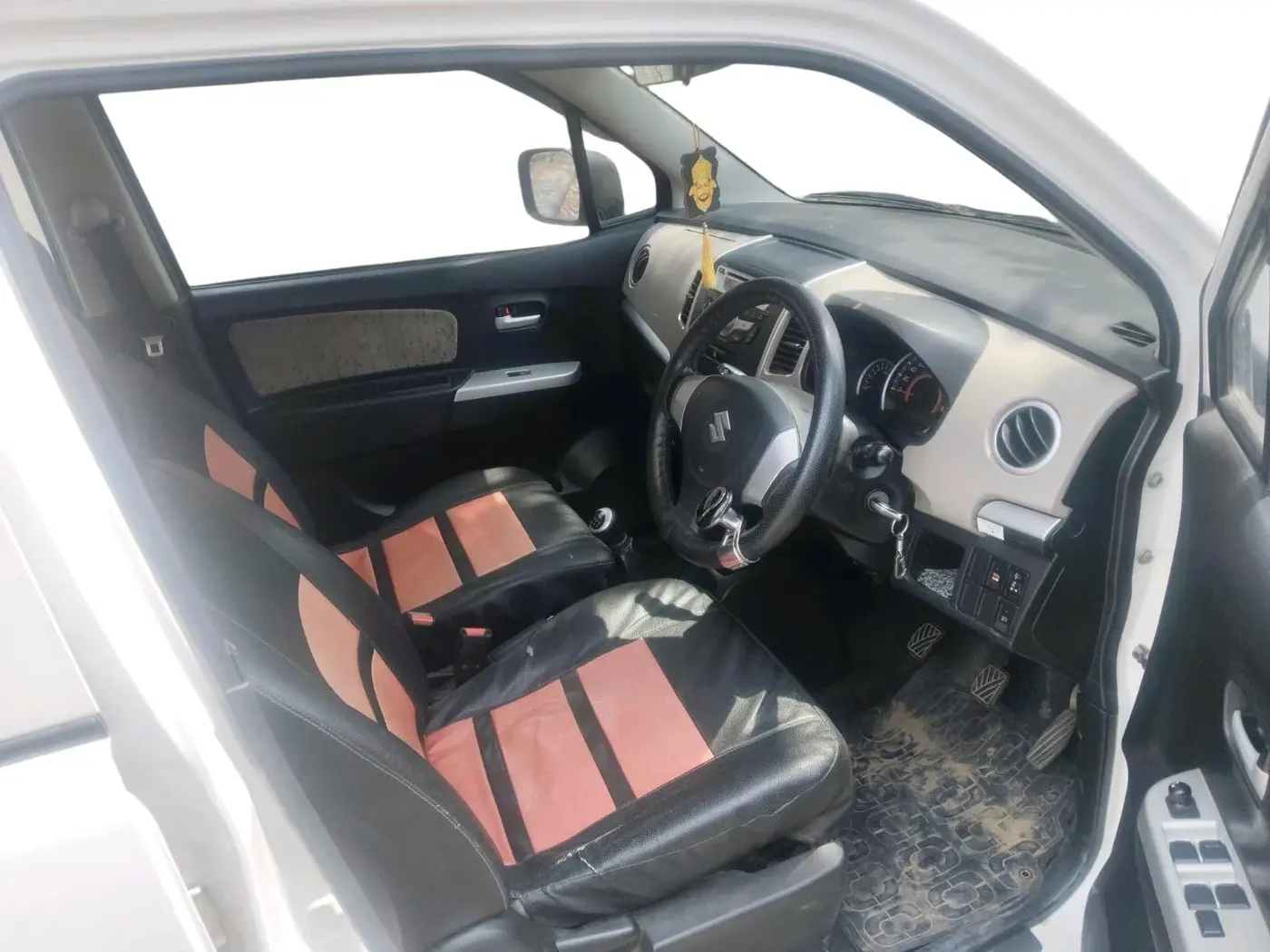 2015 Maruti Wagon R 1.0 VXI, Petrol, Manual, 58,542 km, interior