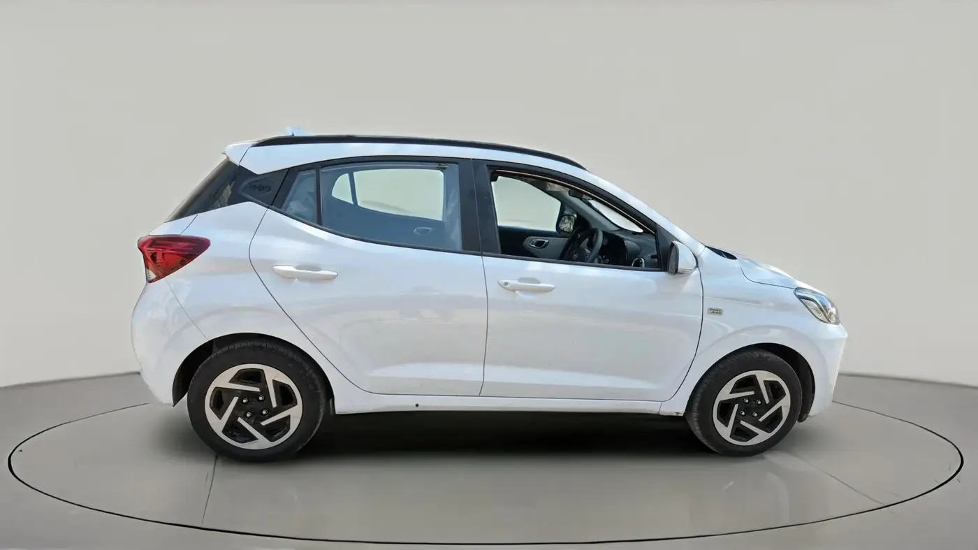 2025 Hyundai GRAND I10 NIOS SPORTZ AMT 1.2 KAPPA VTVT, Petrol, Automatic, 402 km, exterior