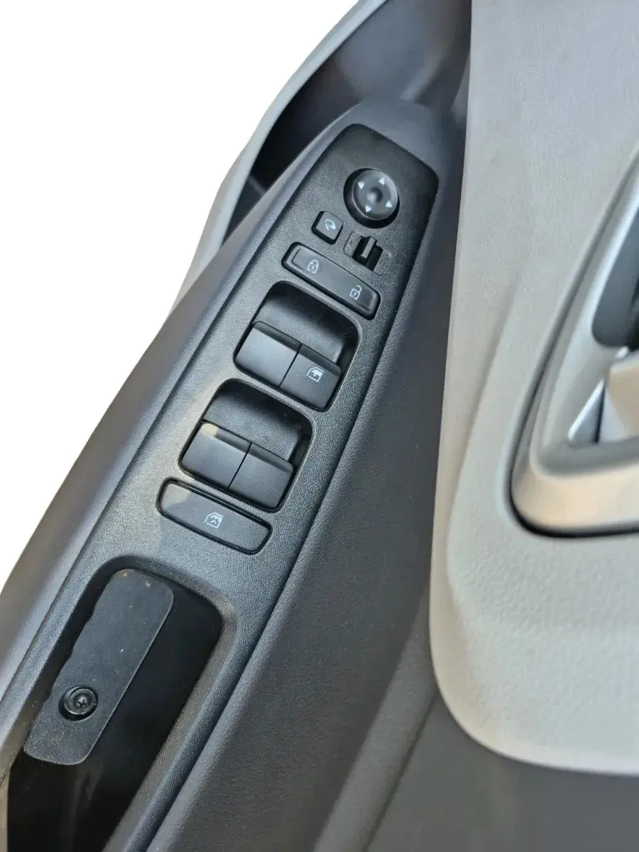 2025 Hyundai GRAND I10 NIOS SPORTZ AMT 1.2 KAPPA VTVT, Petrol, Automatic, 402 km, interior