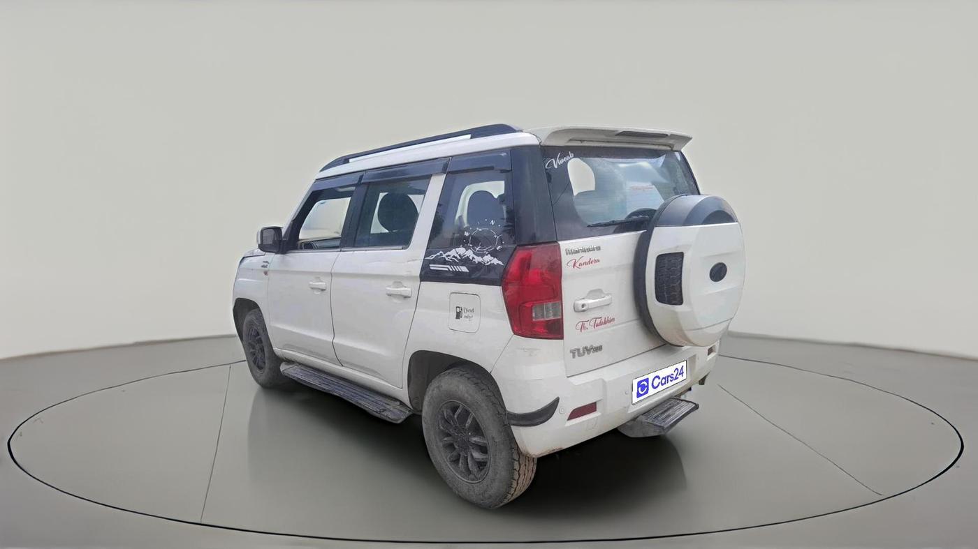 2015 Mahindra TUV300 T8, Diesel, Manual, 1,43,459 km, exterior