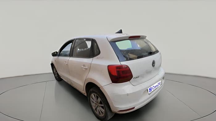 2015 Volkswagen Polo HIGHLINE1.2L, Petrol, Manual, 1,46,917 km, exterior