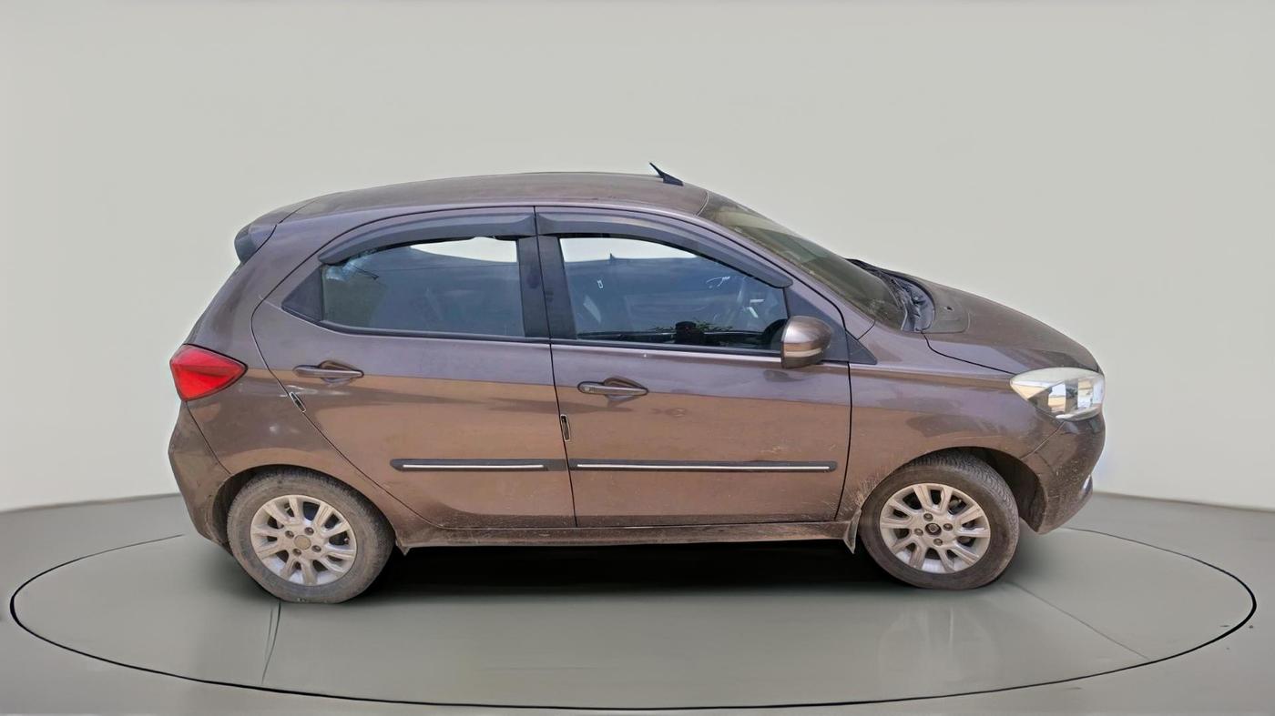 2018 Tata Tiago XZ PETROL, Petrol, Manual, 87,287 km, exterior