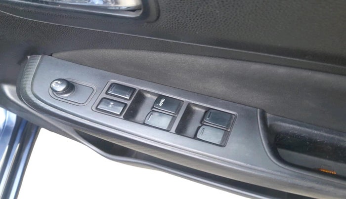 2018 Maruti Swift VXI, Petrol, Manual, 70,207 km, interior