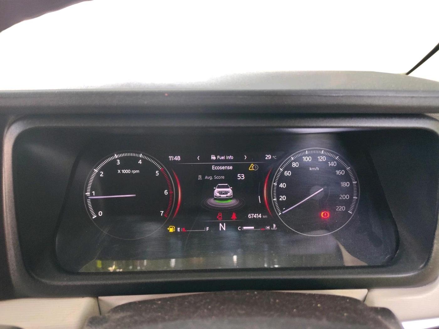 2022 Mahindra XUV700 MX D MT 5 STR, Diesel, Manual, 67,414 km, interior