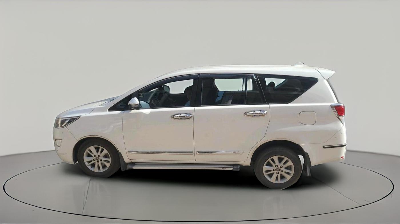 2018 Toyota Innova Crysta 2.8 GX AT 7 STR, Diesel, Automatic, 1,26,556 km, exterior