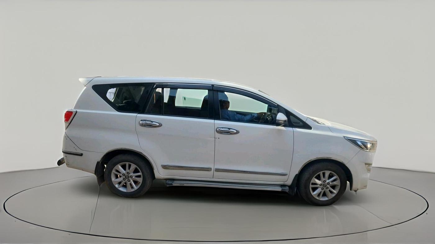 2018 Toyota Innova Crysta 2.8 GX AT 7 STR, Diesel, Automatic, 1,26,556 km, exterior
