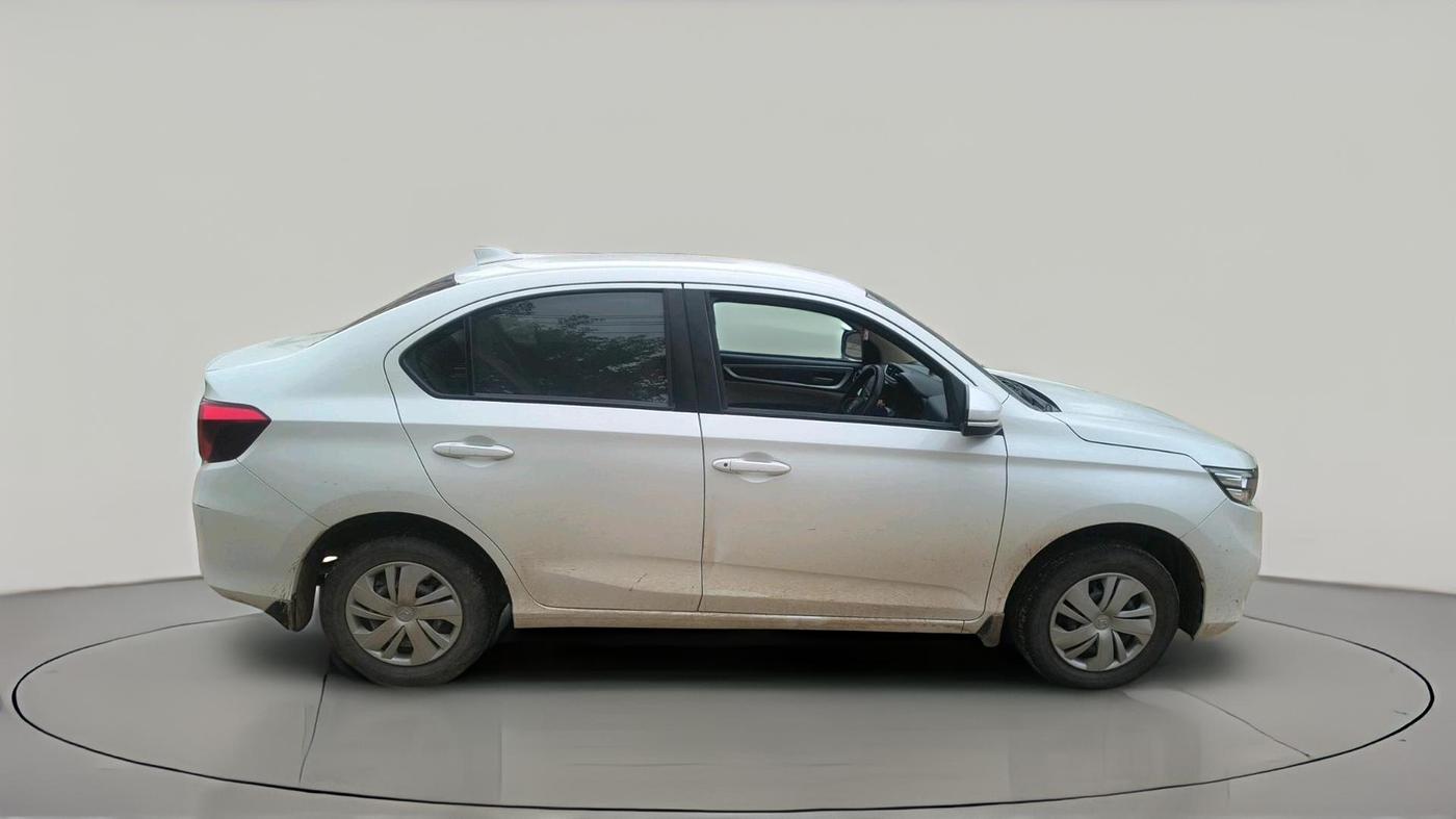 2024 Honda Amaze 1.2L I-VTEC S, Petrol, Manual, 17,027 km, exterior