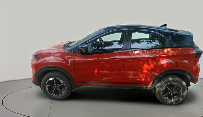 2023 Tata NEXON FEARLESS + SUNROOF DUAL TONE 1.2 PETROL, Petrol, Manual, 20,159 km, exterior