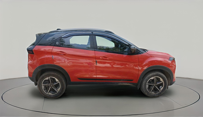 2023 Tata NEXON FEARLESS + SUNROOF DUAL TONE 1.2 PETROL, Petrol, Manual, 20,159 km, exterior