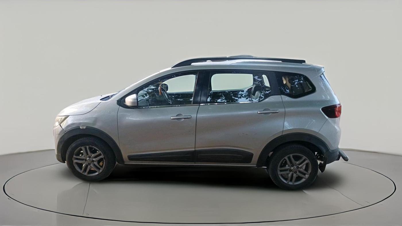2020 Renault TRIBER RXZ, Petrol, Manual, 1,57,980 km, exterior