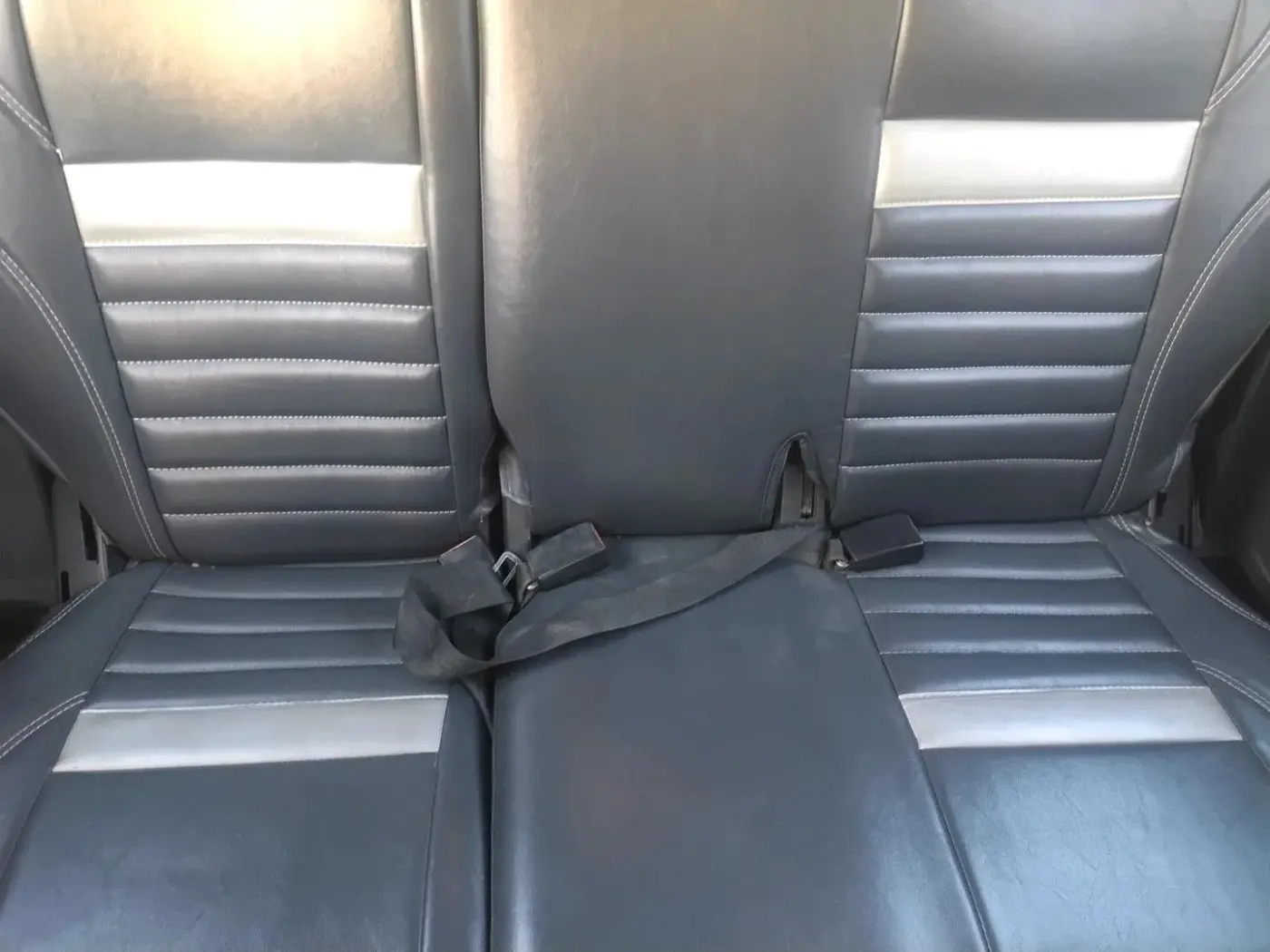 2013 Ford Ecosport TITANIUM 1.5L DIESEL, Diesel, Manual, 1,14,700 km, interior