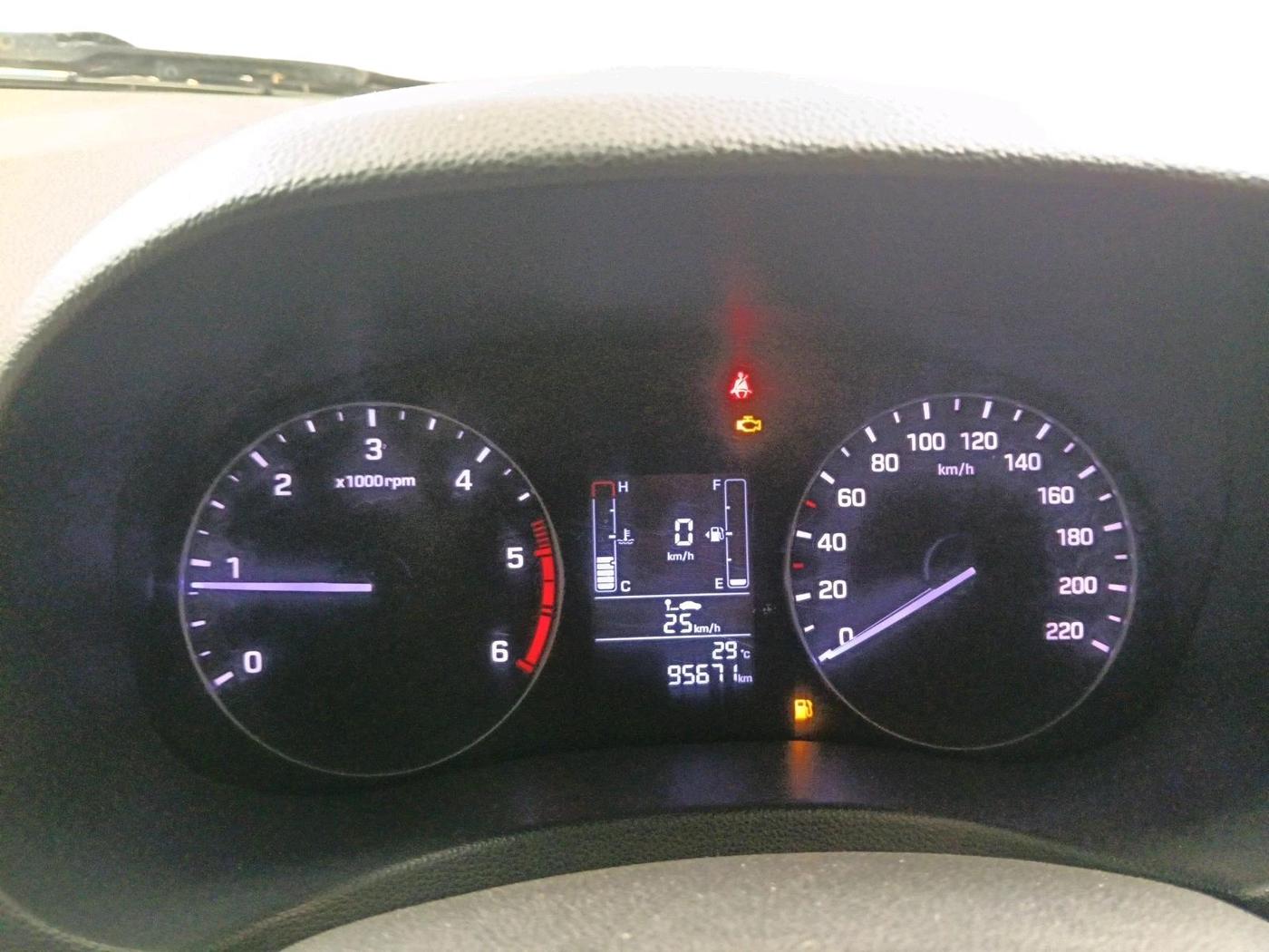 2016 Hyundai Creta SX 1.6 DIESEL, Diesel, Manual, 95,671 km, interior