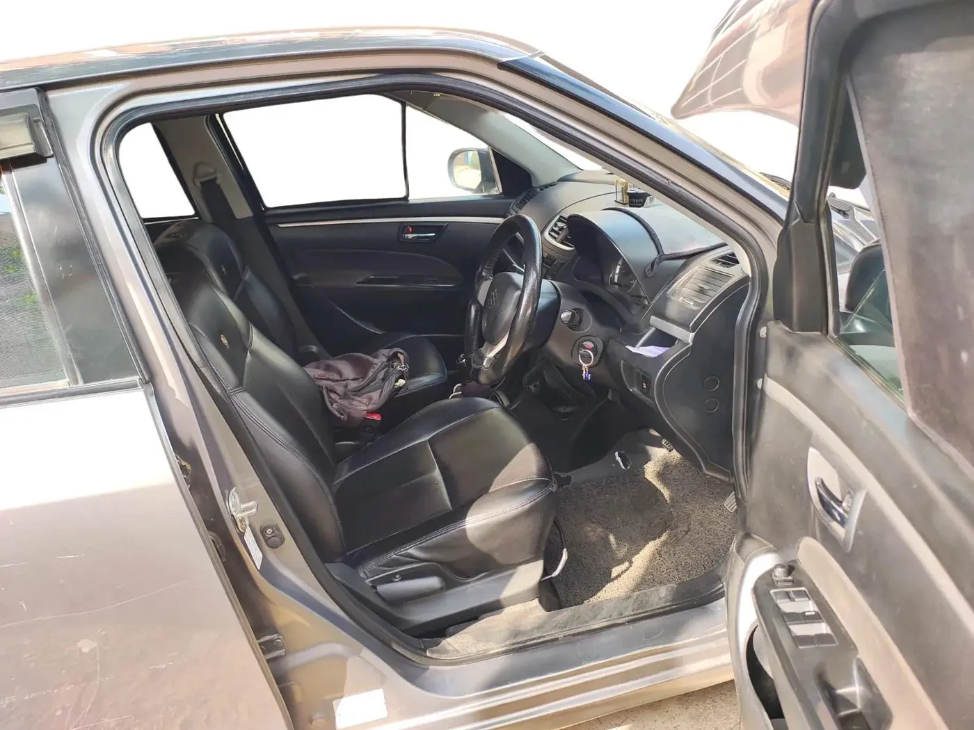 2015 Maruti Swift VXI, Petrol, Manual, 79,833 km, interior