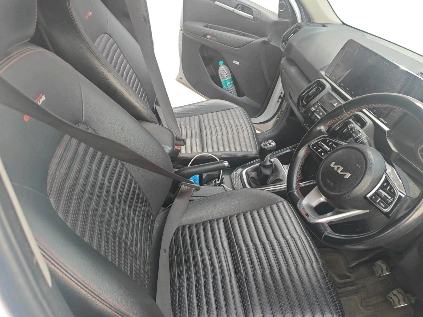 2022 KIA SONET GTX PLUS 1.5, Diesel, Manual, 97,204 km, interior