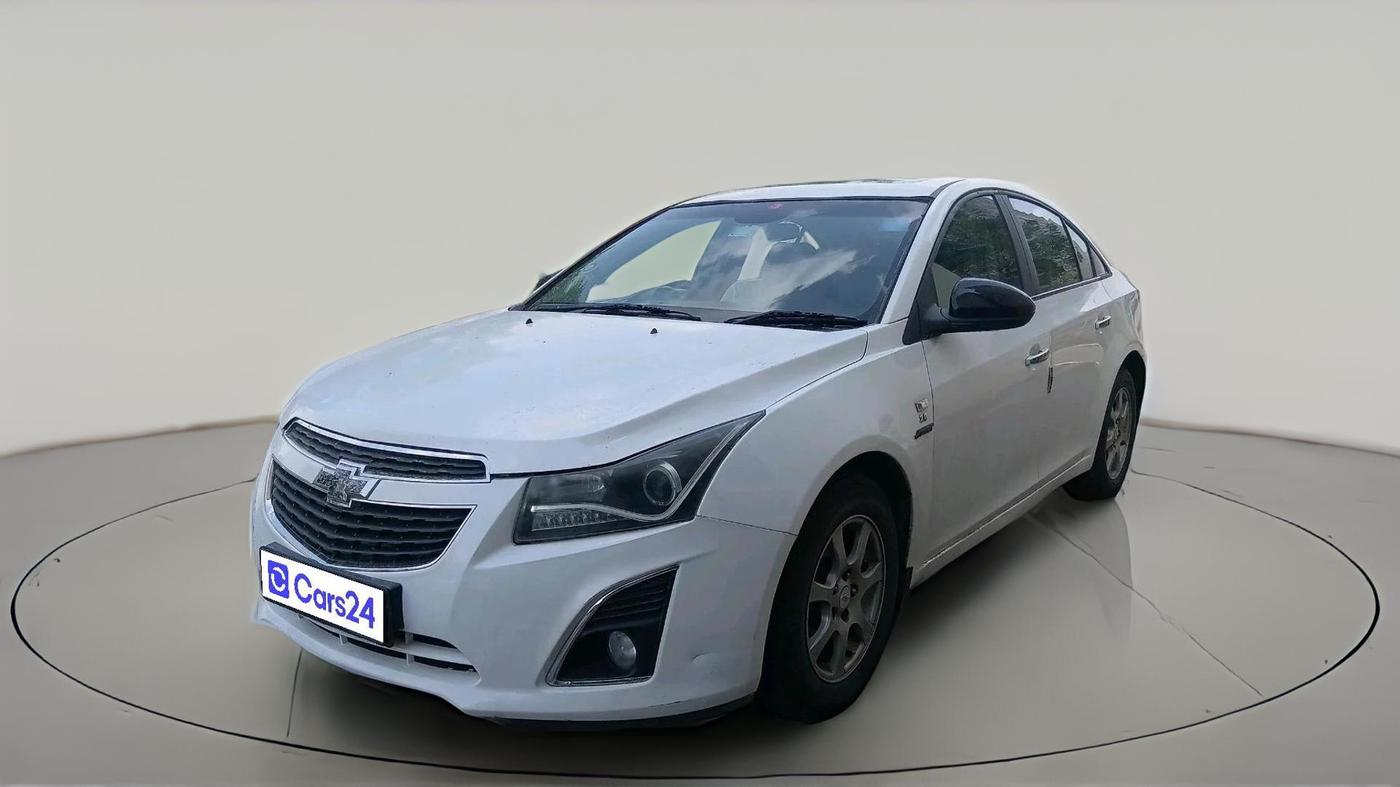 2011 Chevrolet Cruze LTZ, Diesel, Manual, 1,62,168 km, exterior