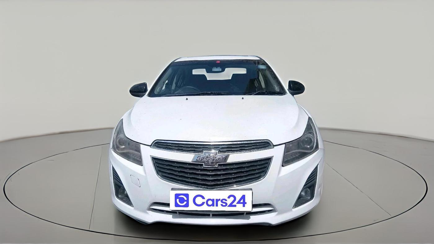 2011 Chevrolet Cruze LTZ, Diesel, Manual, 1,62,168 km, exterior