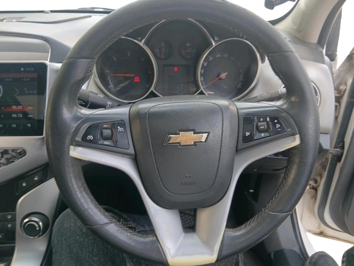 2011 Chevrolet Cruze LTZ, Diesel, Manual, 1,62,168 km, interior