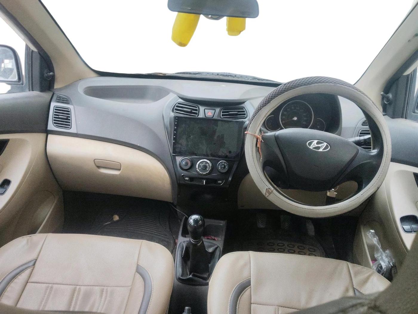 2012 Hyundai Eon MAGNA +, Petrol, Manual, 1,18,540 km, interior