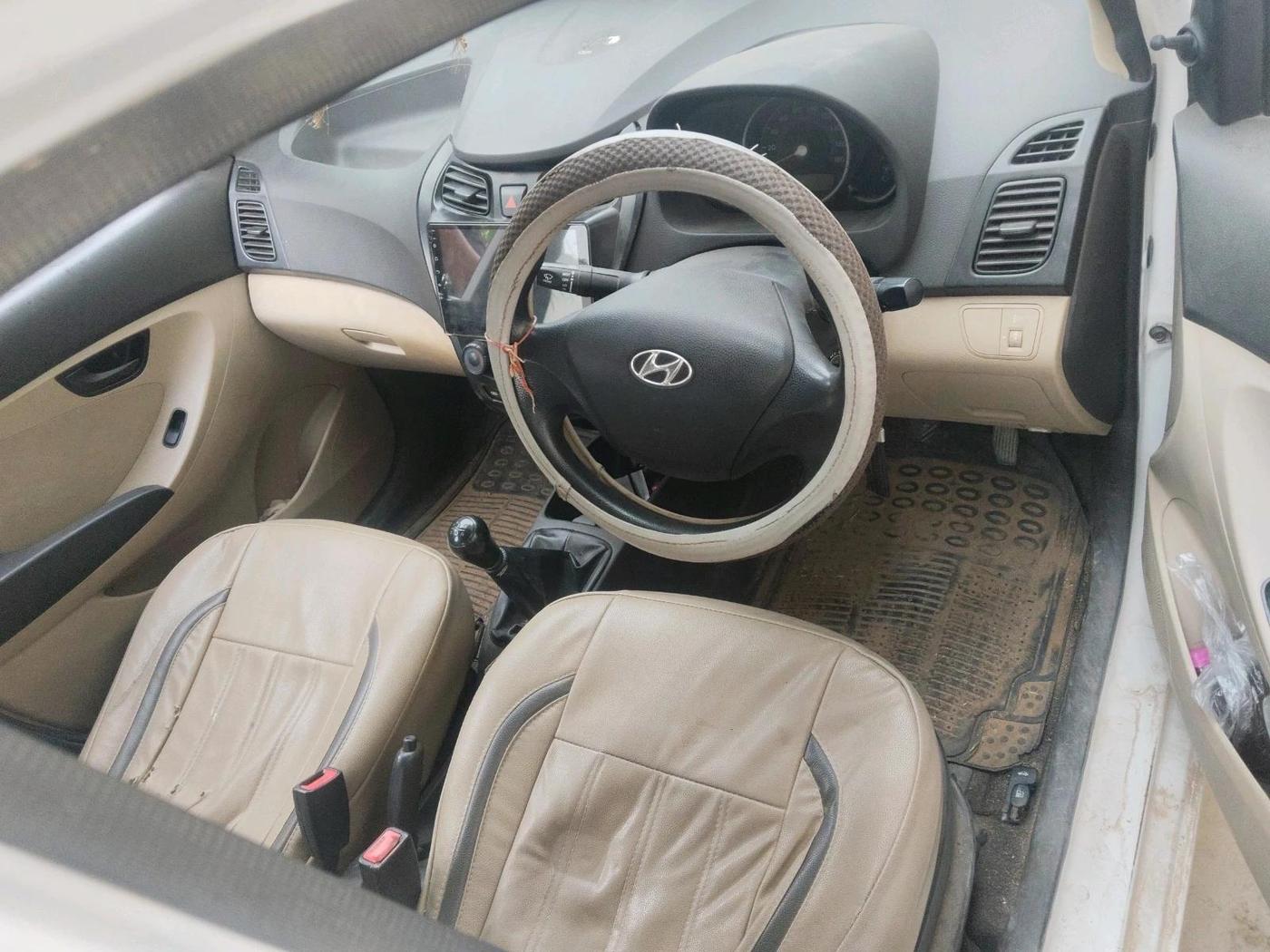 2012 Hyundai Eon MAGNA +, Petrol, Manual, 1,18,540 km, interior