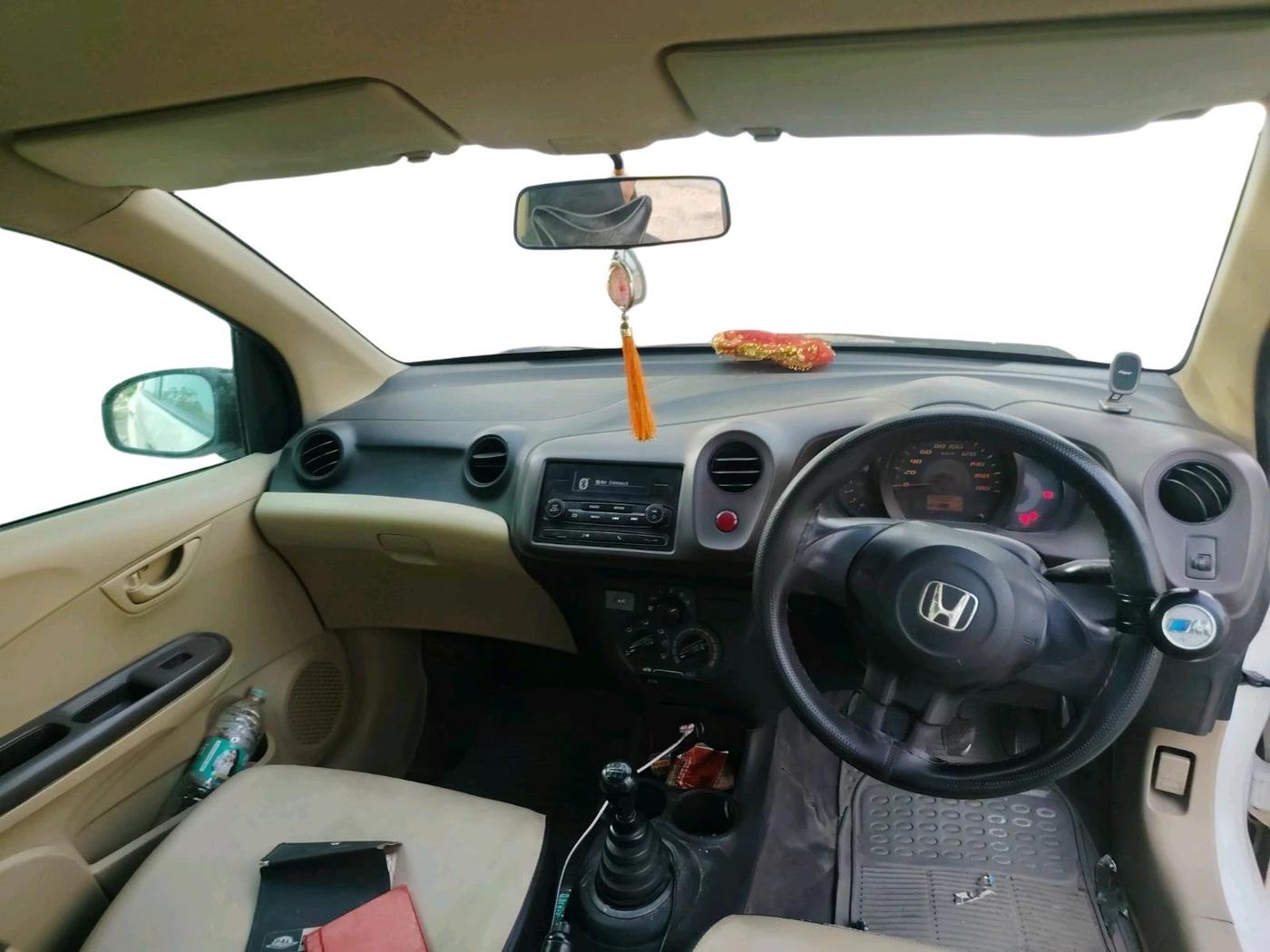 2014 Honda Amaze 1.5L I-DTEC E, Diesel, Manual, 1,21,890 km, interior