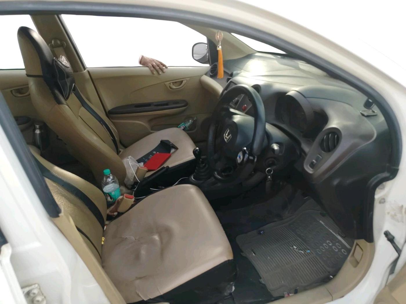 2014 Honda Amaze 1.5L I-DTEC E, Diesel, Manual, 1,21,890 km, interior