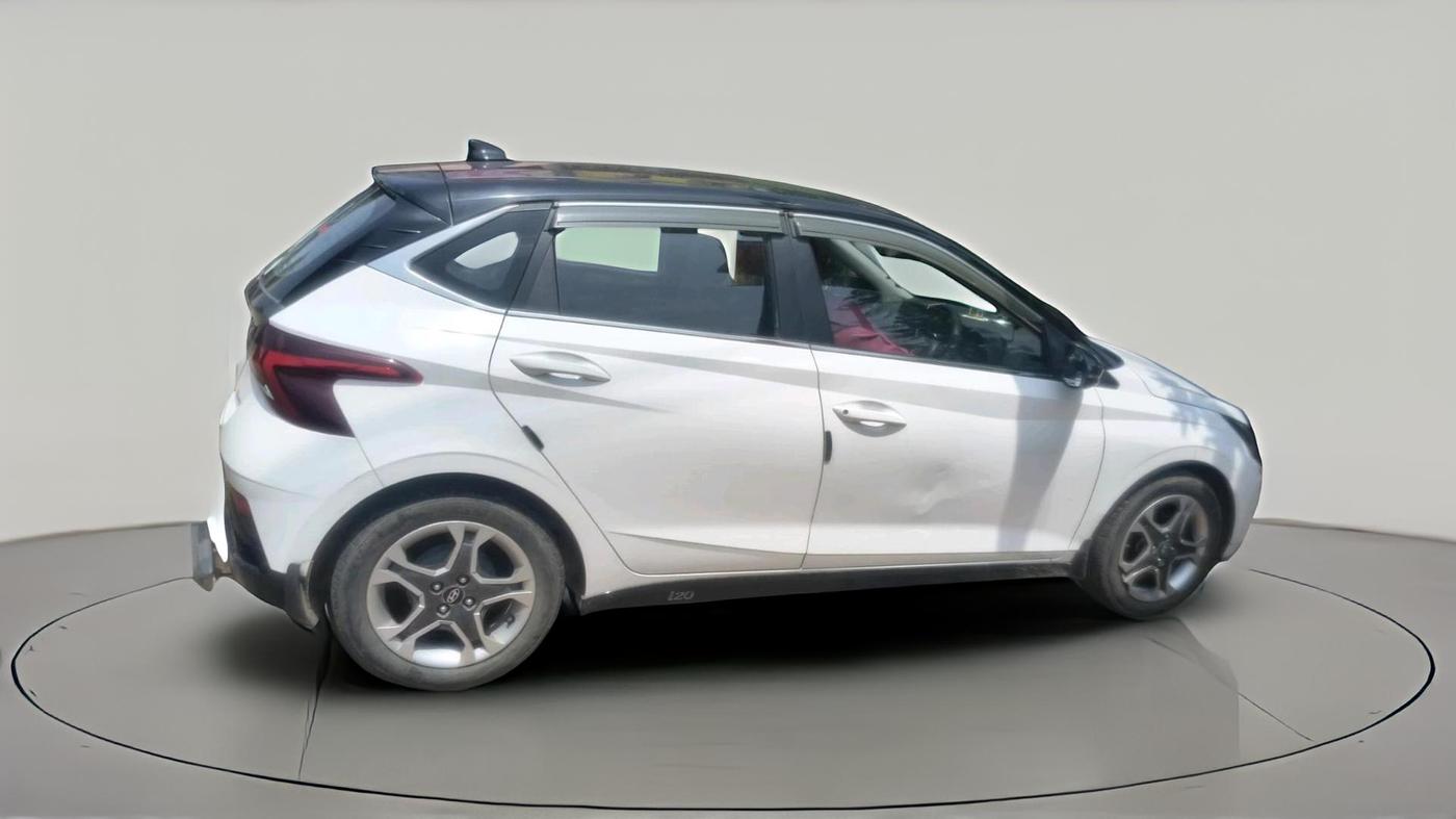 2024 Hyundai NEW I20 SPORTZ 1.2 MT, Petrol, Manual, 23,207 km, exterior