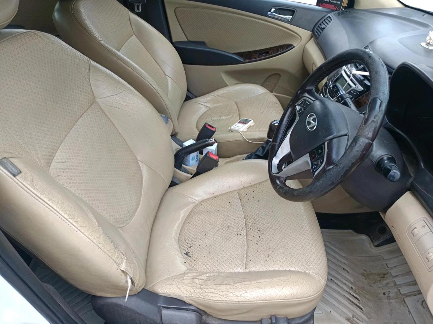 2011 Hyundai Verna FLUIDIC 1.6 CRDI SX OPT, Diesel, Manual, 1,46,772 km, interior