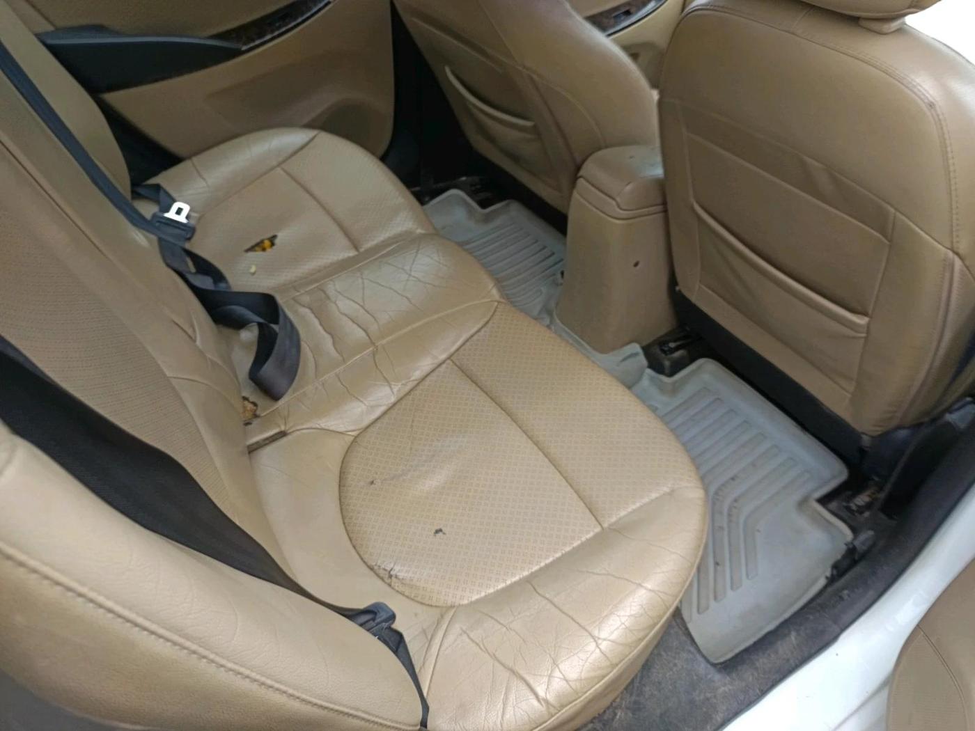 2011 Hyundai Verna FLUIDIC 1.6 CRDI SX OPT, Diesel, Manual, 1,46,772 km, interior