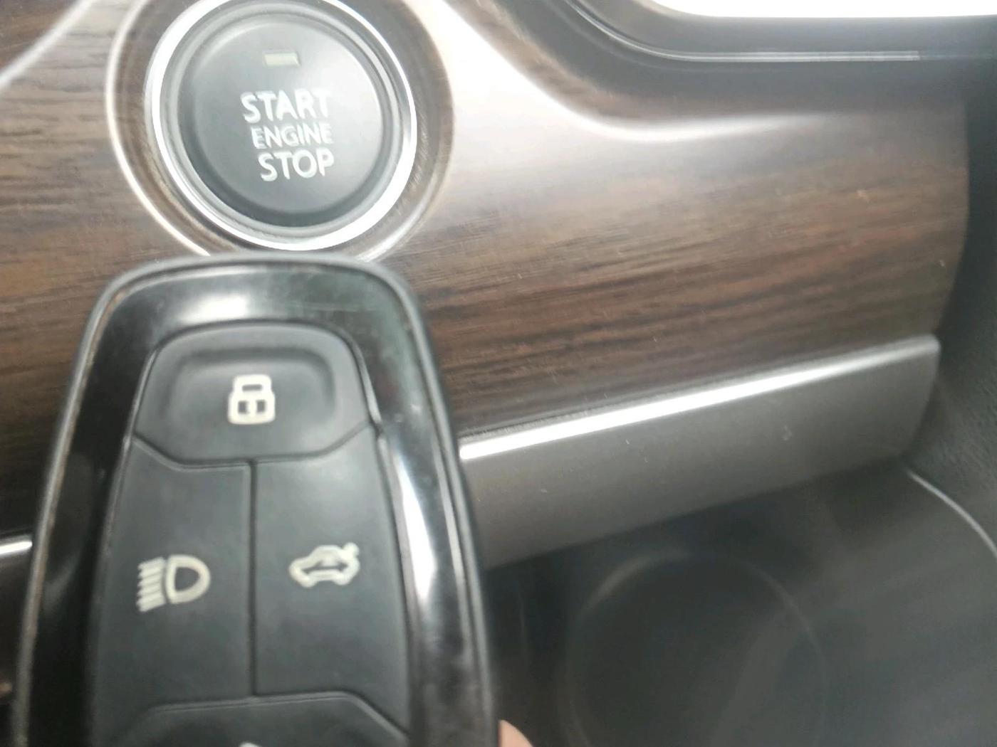 2019 Tata Harrier XZ 2.0L, Diesel, Manual, 82,097 km, interior
