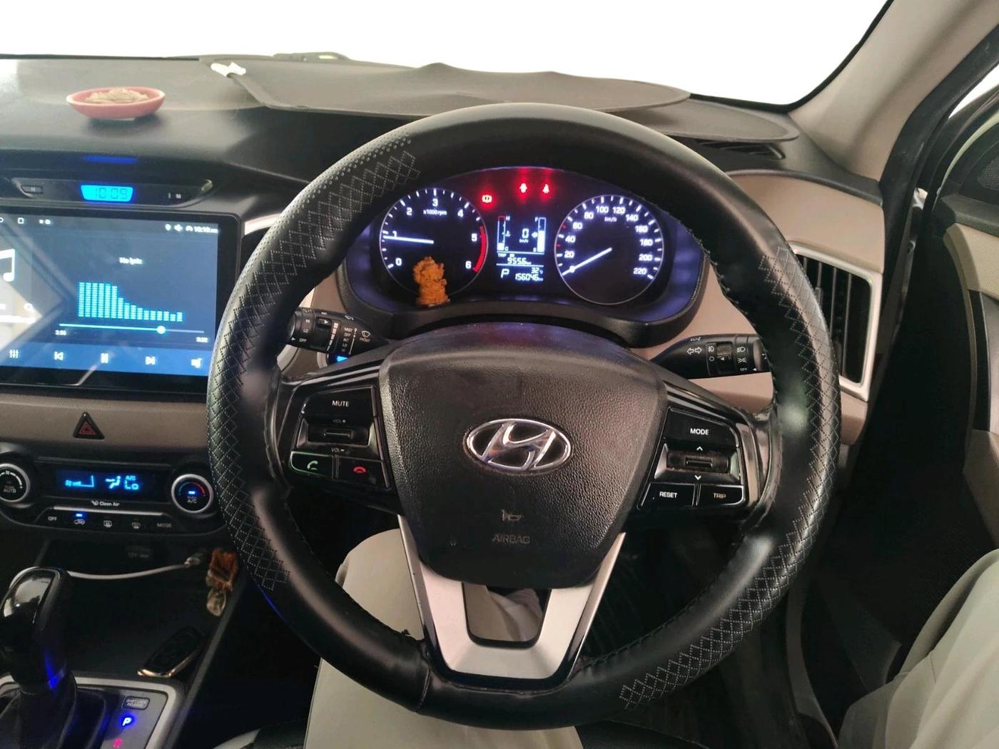 2017 Hyundai Creta SX PLUS AT 1.6 DIESEL, Diesel, Automatic, 1,56,045 km, interior